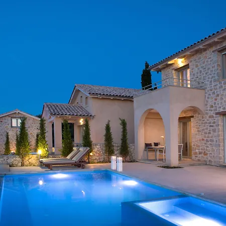 Ionian Horizon Villa Tsoukaládhes