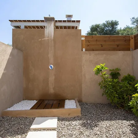 Ionian Horizon * Tsoukaládhes