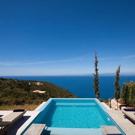 Ionian Horizon * Tsoukaládhes