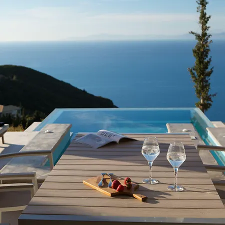 Ionian Horizon * Tsoukaládhes