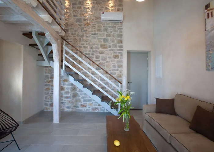 Ionian Horizon Villa Tsoukaladhes