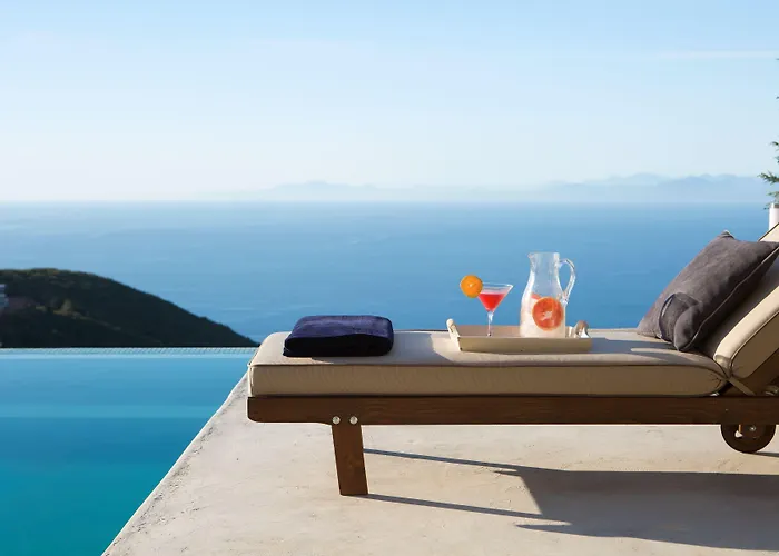 Ionian Horizon Villa Tsoukaladhes